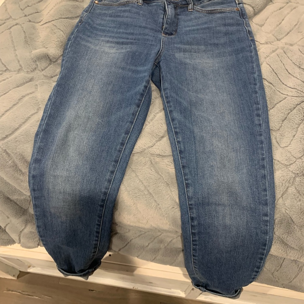 Judy Blue Capri pants